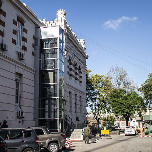 Ascensor comercial